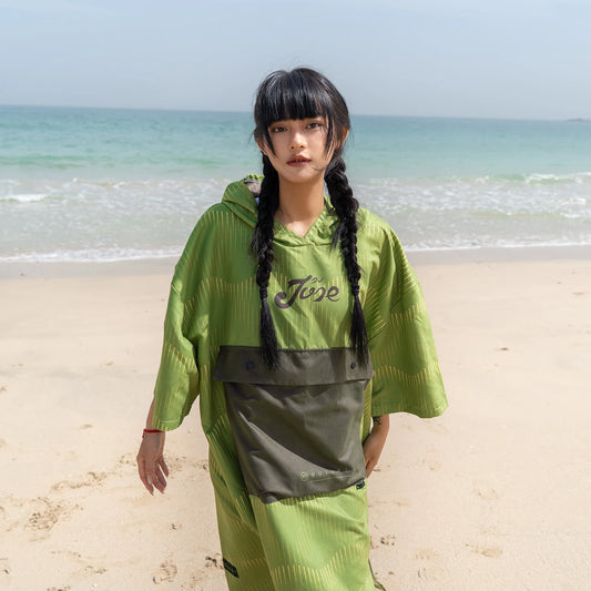Poncho de Plage Surf Vert Écailles – Cape à Capuche Microfibre Chaude-Poncho-DrGliss SurfShop