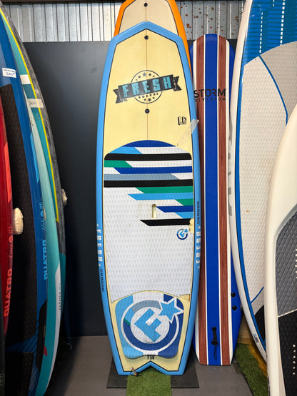 SUP Fresh Boards 7'10 Occasion – Planche de Surf Rigide Queue de Poisson