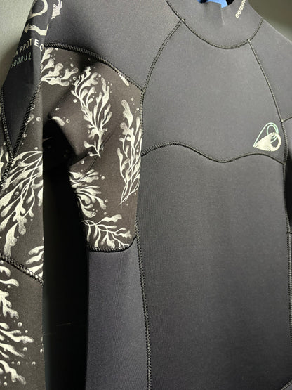 Combinaison Soöruz Divine 3/2 Femme Noir – Back Zip, Néoprène Oysterprene Y5