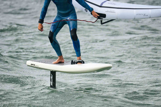 Planche AFS Fly One en wing foil