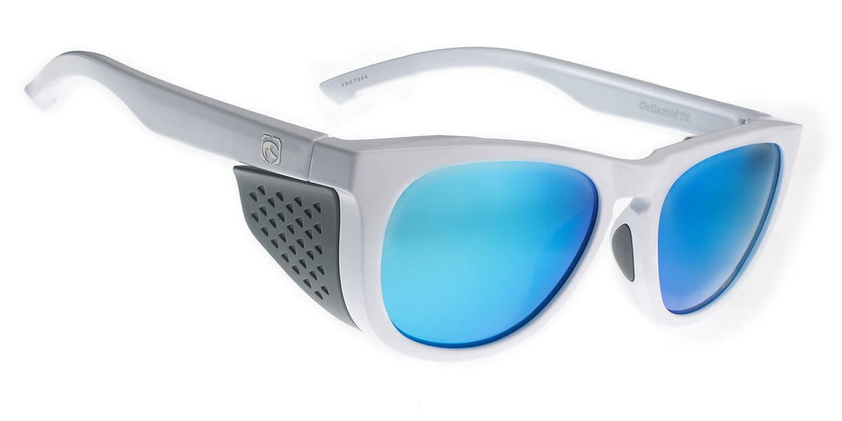 Mundaka Aneto White vue 1
