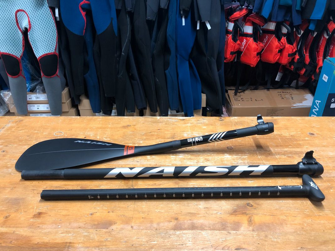 Pagaie Naish 85 en 3 parties full carbon