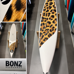 Bonz Race DSR 12'6 « Léopard » x McKee - Dr Gliss La Ciotat
